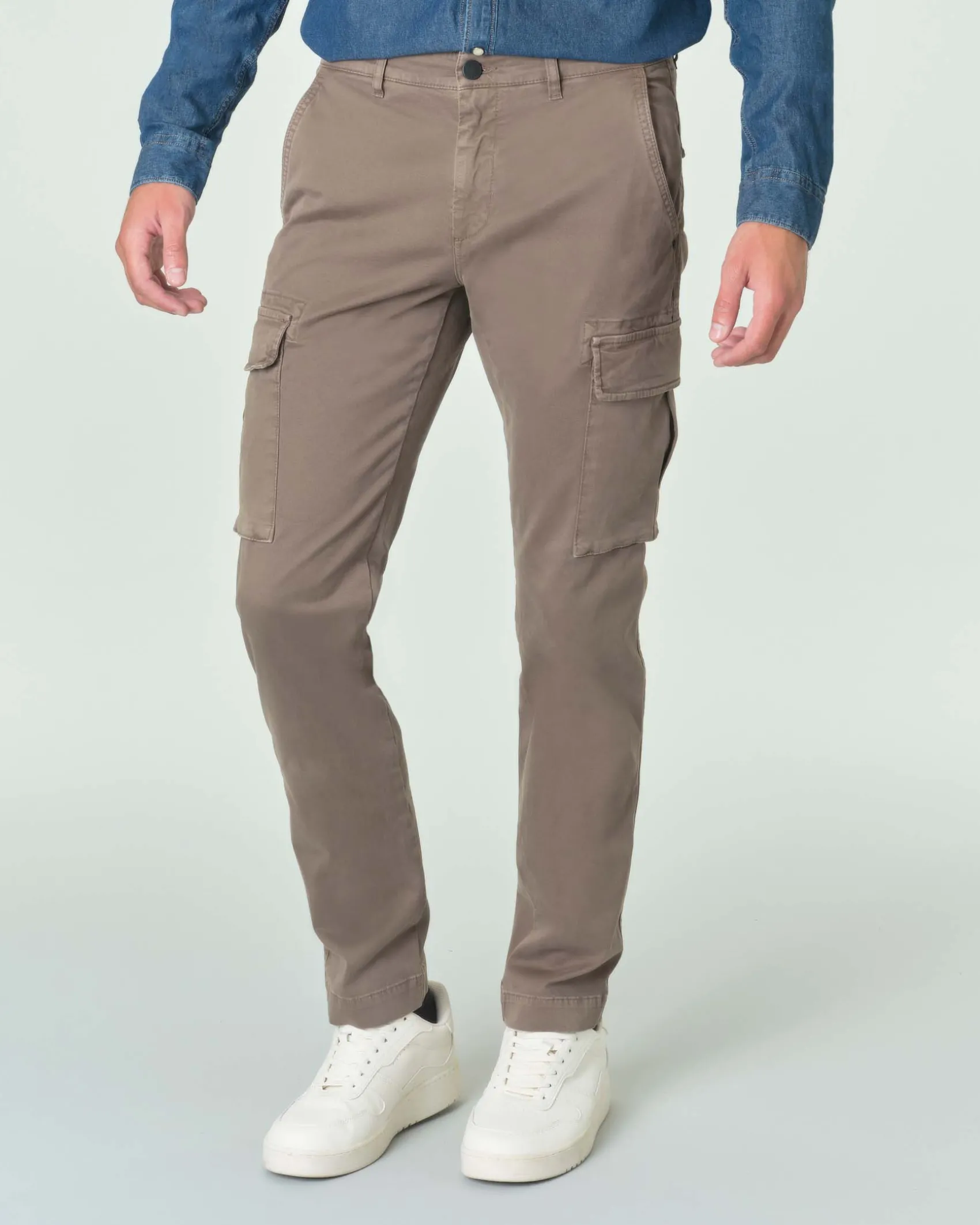 Pantalone cargo My Stuff color fango in gabardina di cotone stretch