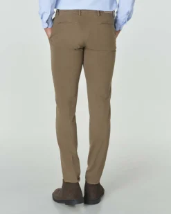 Pantalone chino Michael Coal Brad color fango in gabardina di cotone stretch