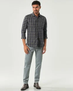 Pantalone cinque tasche Jeckerson grigio modello John in gabardina di cotone stretch con toppa