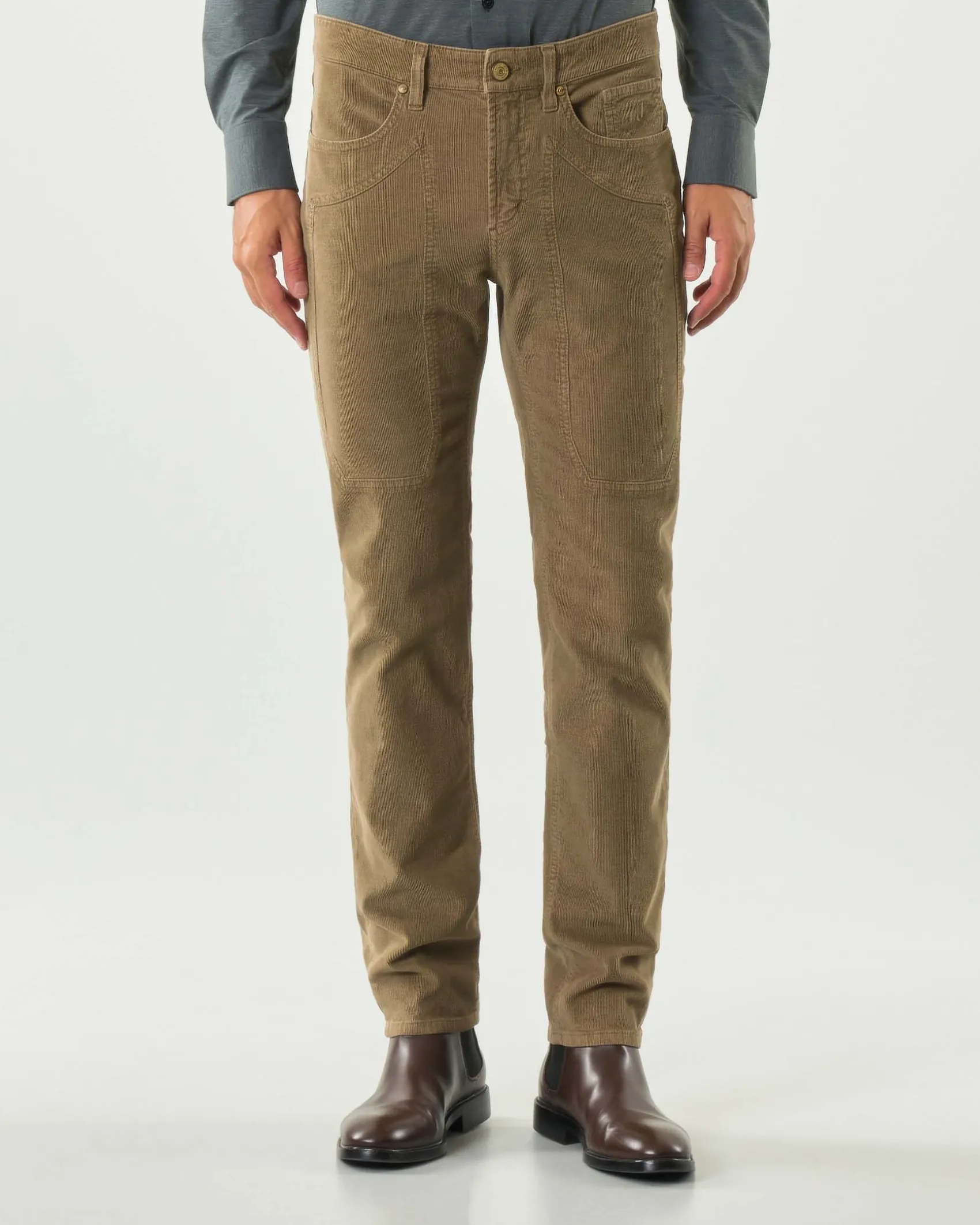 Pantalone cinque tasche John slim-fit color fango in velluto di cotone stretch