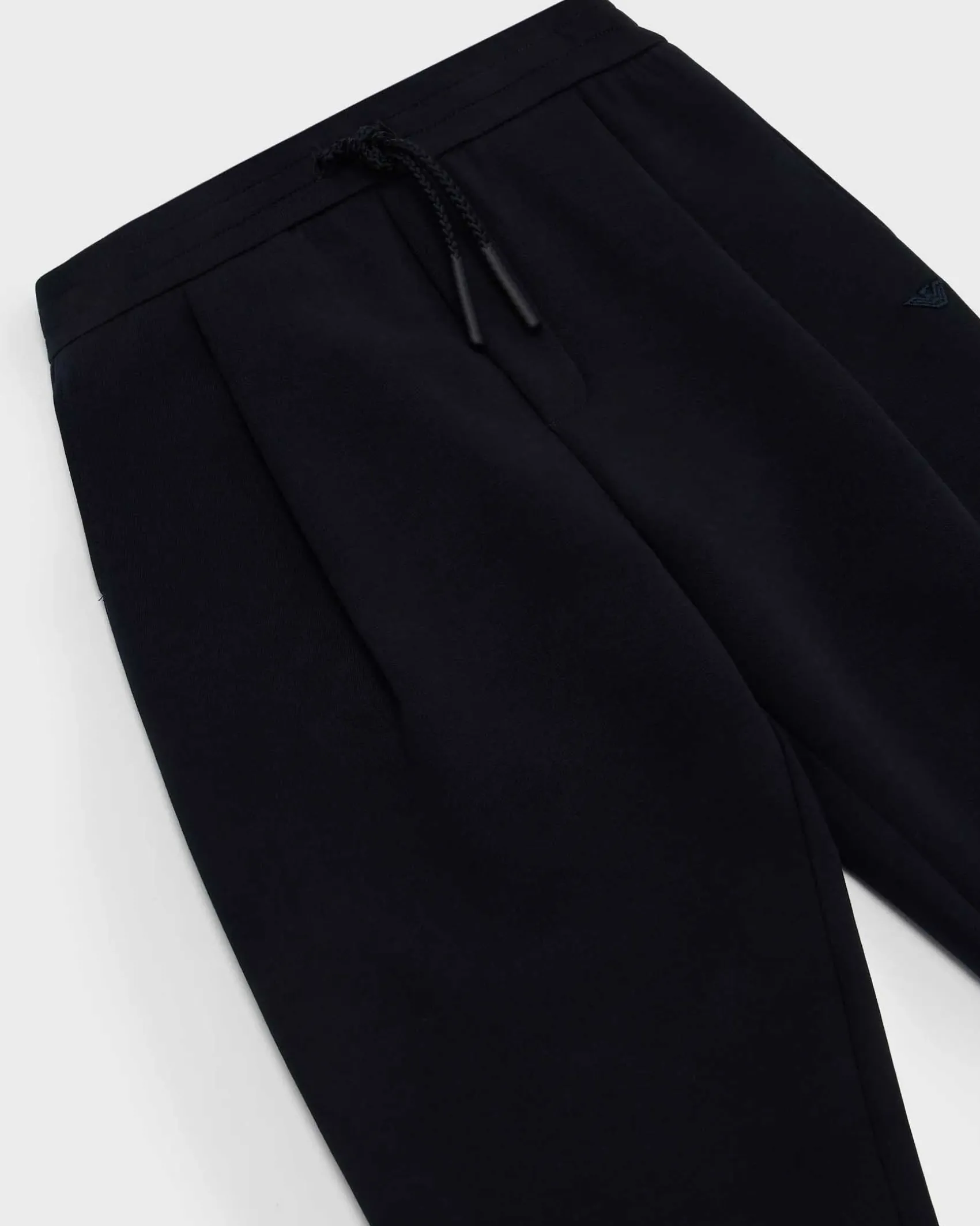 Pantalone Emporio Armani jogger blu in felpa stretch con pinces 10-16 anni