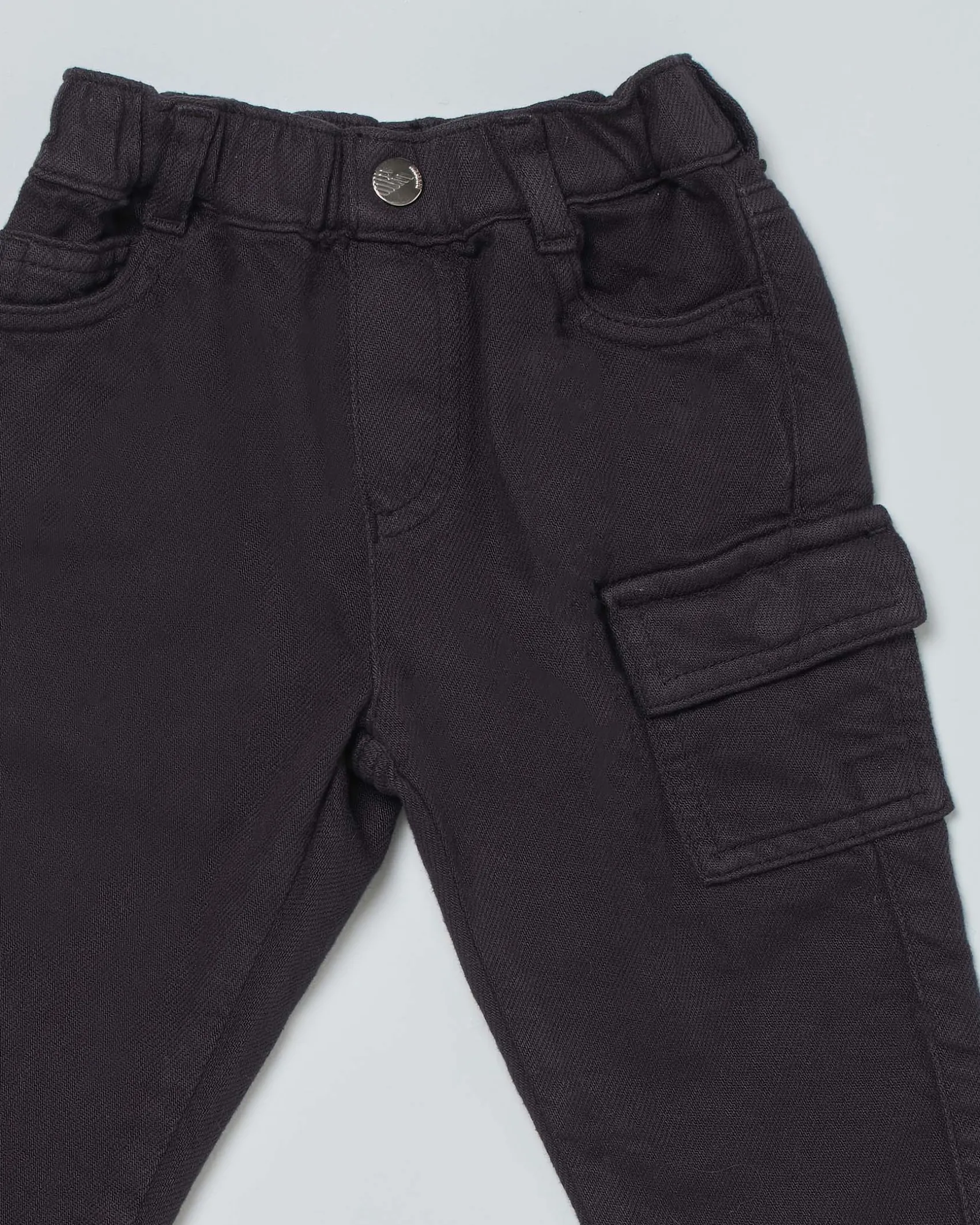 Pantalone Emporio Armani blu in bull di cotone con tascone applicato