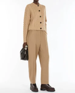 Pantaloni a gamba dritta color cammello in flanella con tasche applicate con patta sul retro