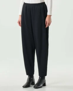 Pantaloni a pallocino Jurerê grigio antracite in misto viscosa stretch a motivo spinato con elastico inserito in vita