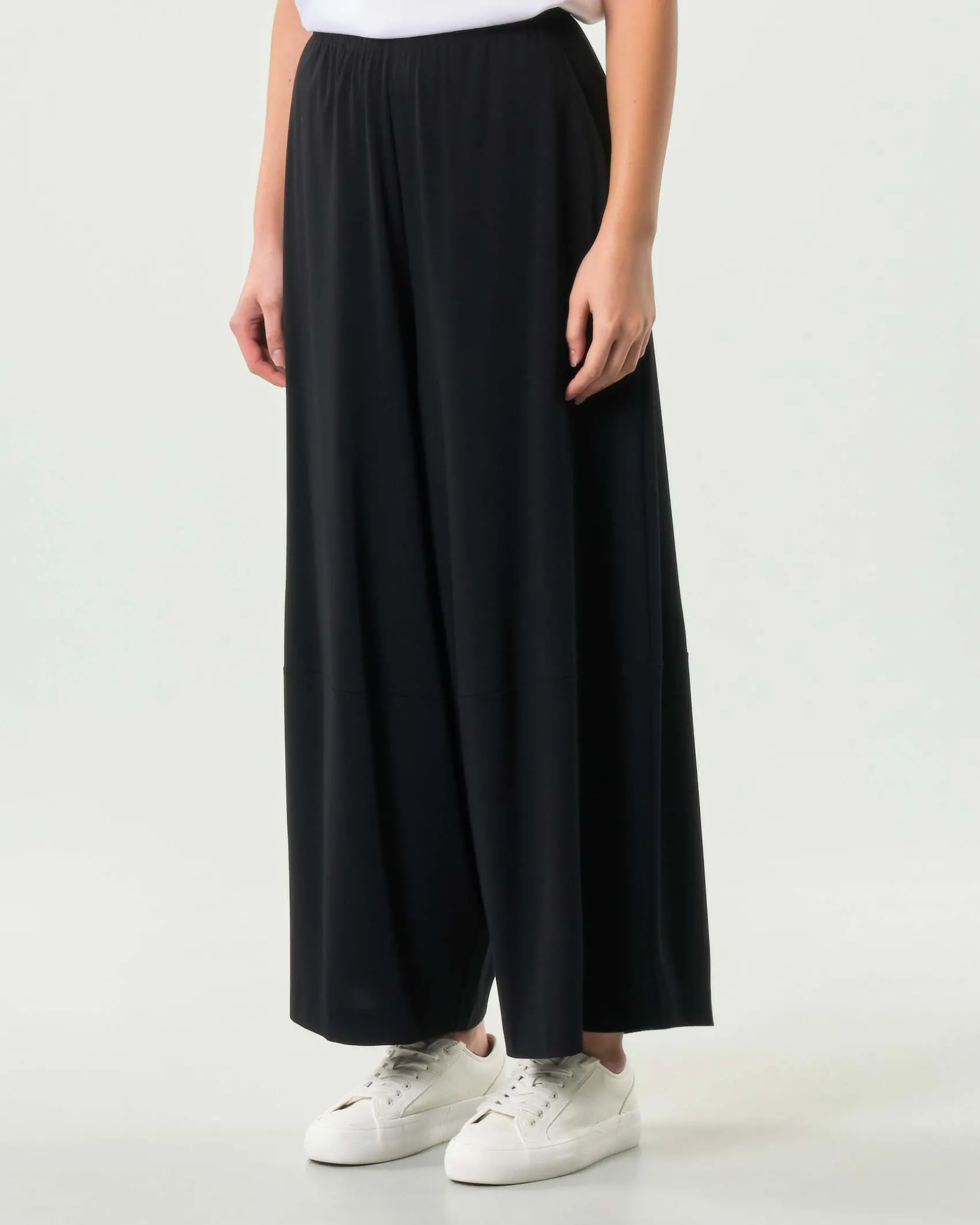 Pantaloni ampi neri Jurerê in misto viscosa punto Milano con elastico inserito in vita