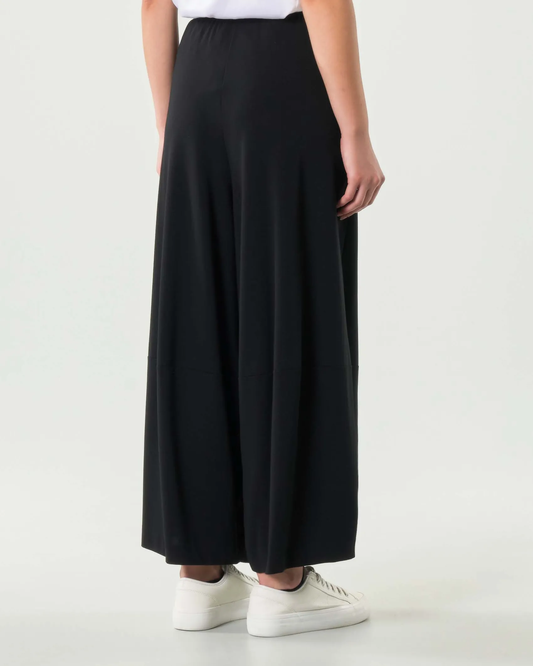 Pantaloni ampi neri Jurerê in misto viscosa punto Milano con elastico inserito in vita
