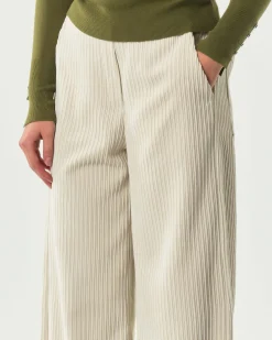 Pantaloni avorio Hlo! dalla linea a palazzo in velluto a coste con elastico in vita