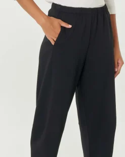 Pantaloni balloon neri in tricotina di misto viscosa con elastico inserito in vita