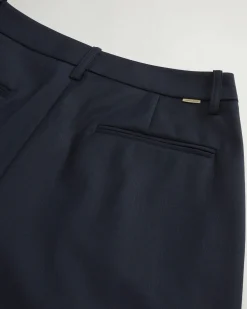 Pantaloni blu Woolrich in tela di misto lana e viscosa con pinces in vita