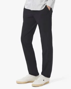 Pantaloni chino Lacoste neri in tessuto tecnico elasticizzato