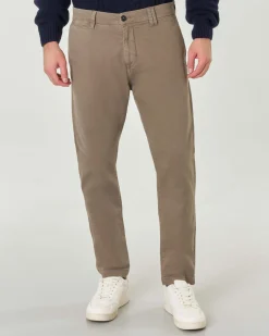 Pantaloni chino My Stuff color fango regular-fit in caldo tessuto di cotone stretch