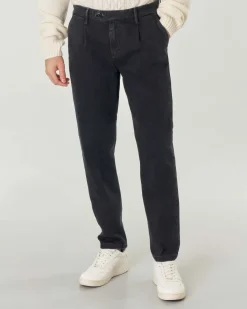 Pantaloni chino My Stuff carrot-fit in bull di cotone stretch lavaggio nero stone washed