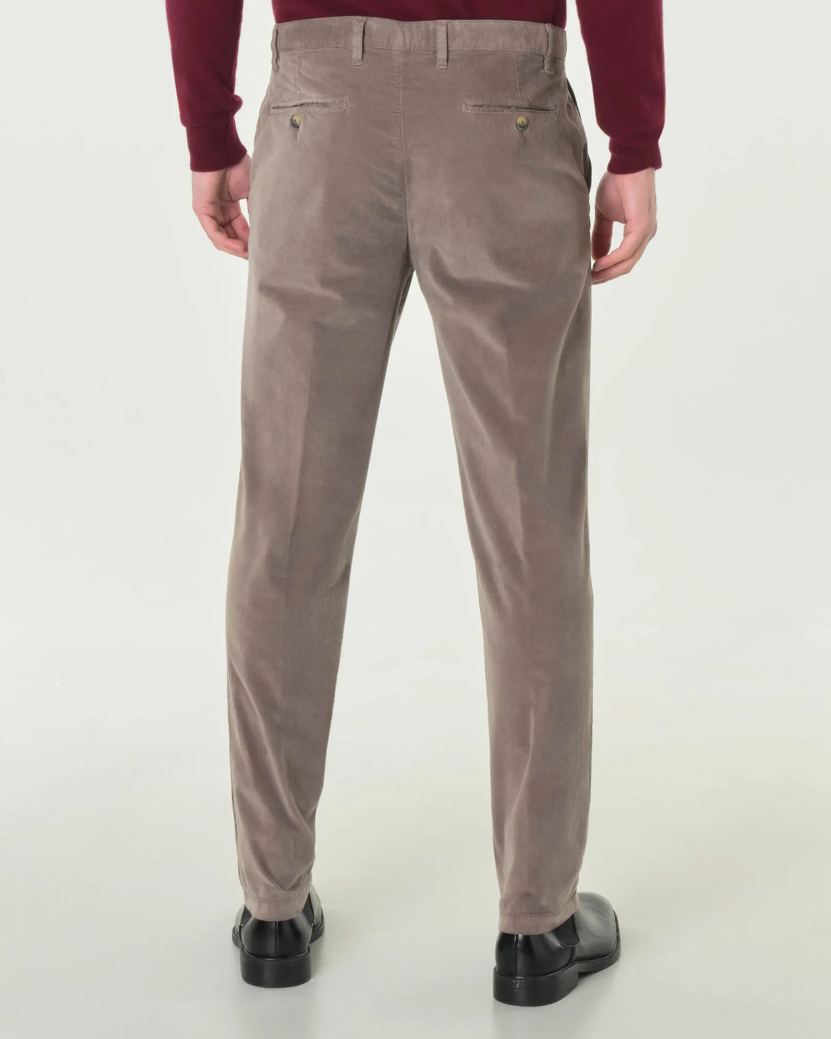 Pantaloni chino Paul Baker color fango slim-fit in velluto liscio di cotone stretch con piega stirata