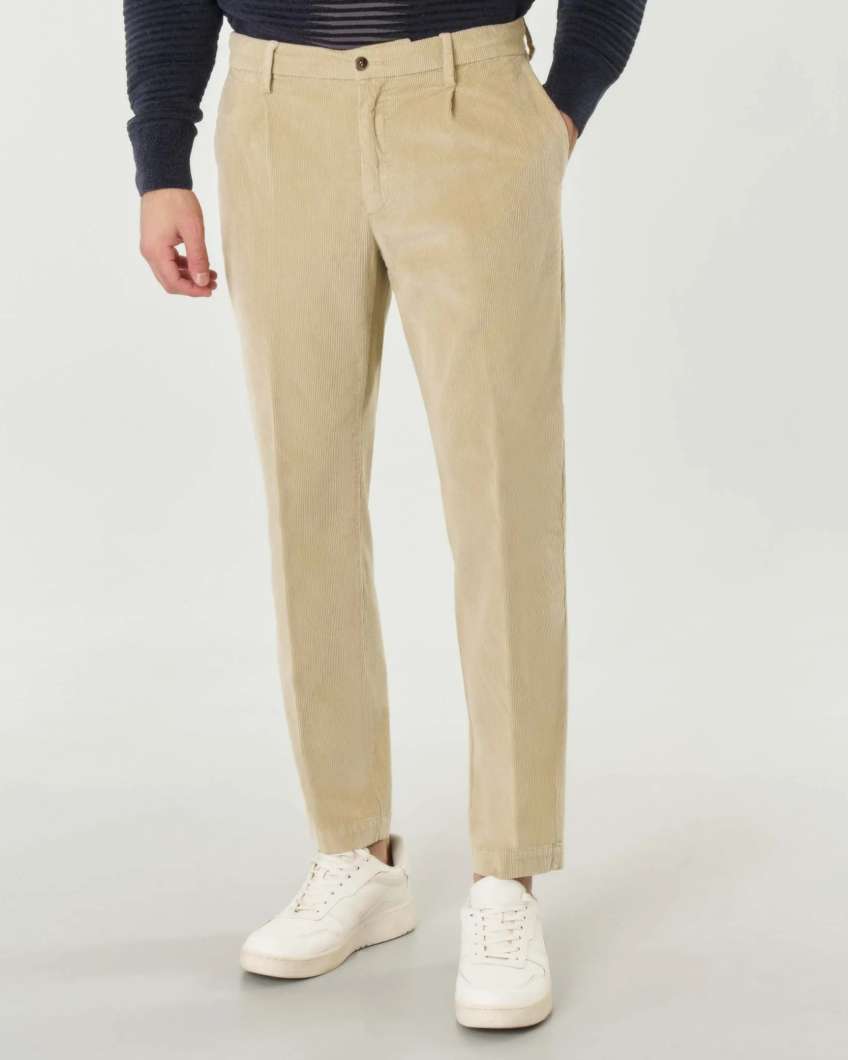 Pantaloni chino Pellizzari beige in velluto millerighe con pinces frontale ed elastico sul retro