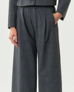 Pantaloni flare Hlo! grigio antracite in misto viscosa con elastico e pinces in vita