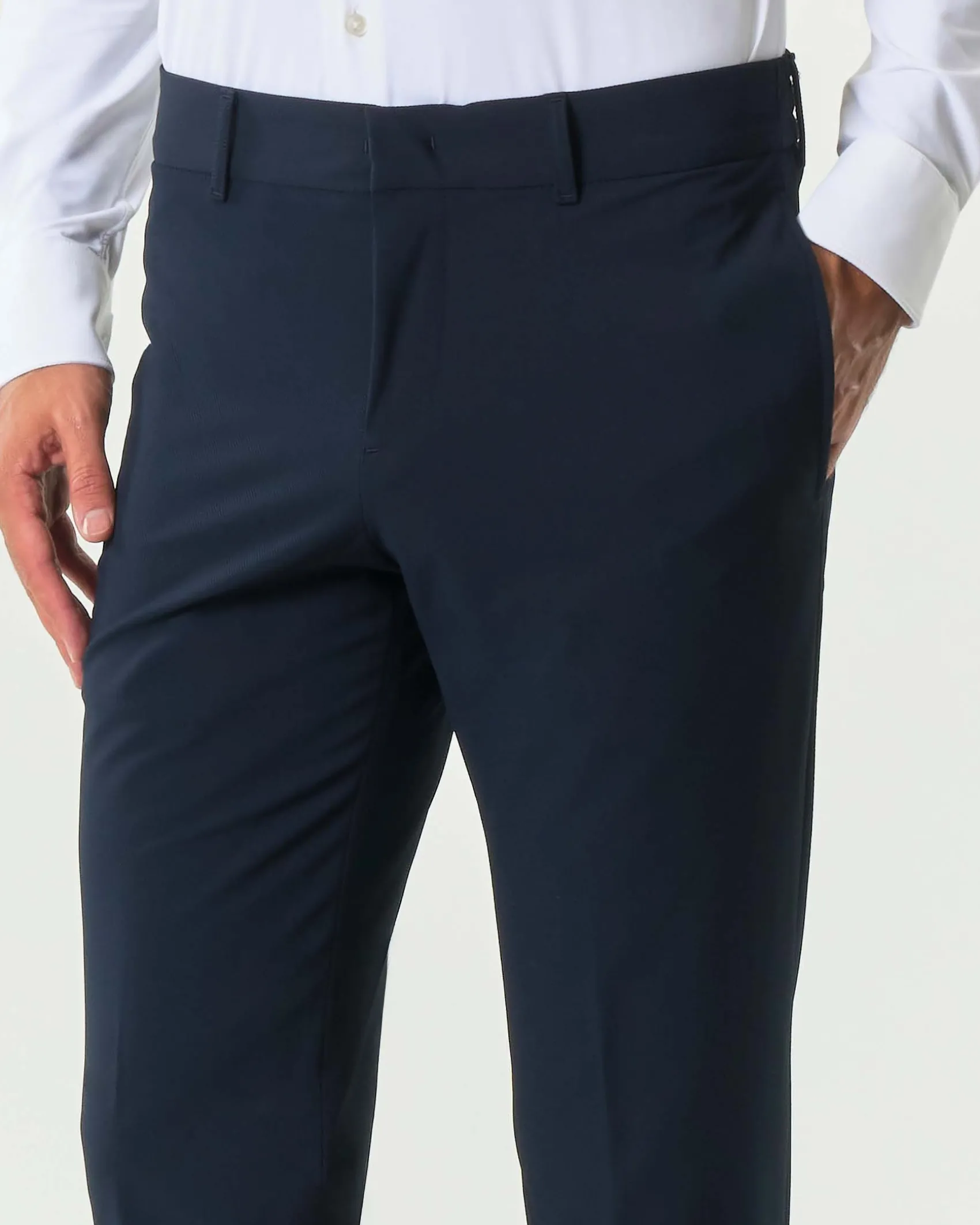 Pantaloni Genius Boss blu slim-fit in tessuto tecnico stretch