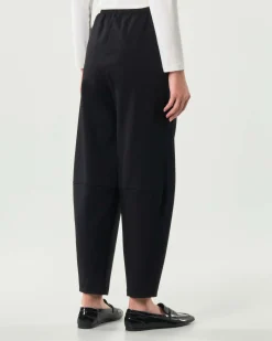 Pantaloni neri a pallocino Jurerê in misto viscosa stretch punto Milano con elastico inserito in vita