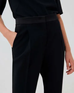 Pantaloni neri straight con pinces in vita e fascia in satin tono su tono Marella ART.365