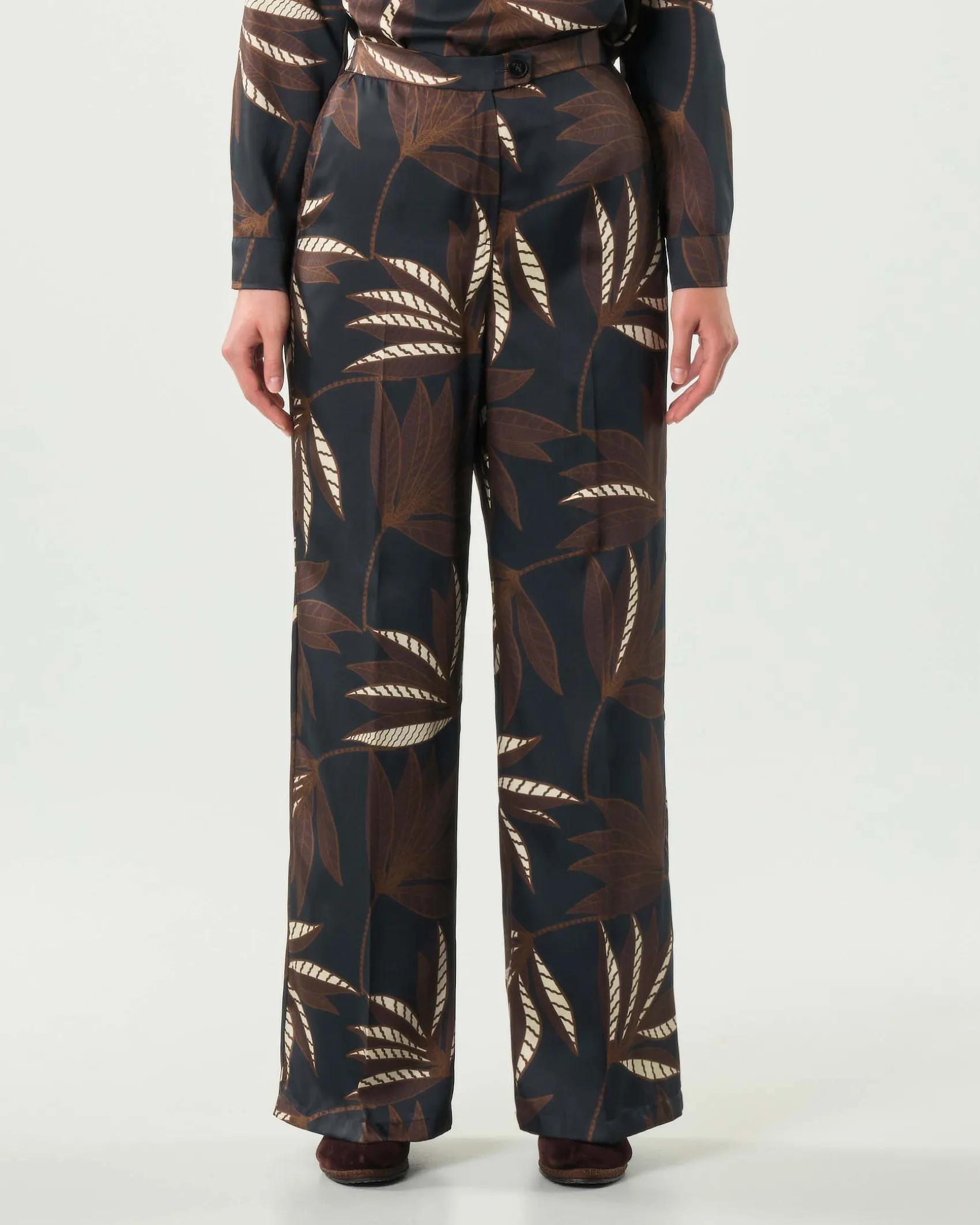 Pantaloni palazzo blu Emme Marella a fantasia ramage marrone in twill