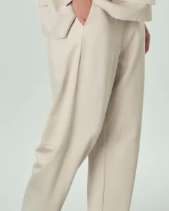 Pantaloni palazzo color gesso in misto viscosa con nervature a vista sul fondo