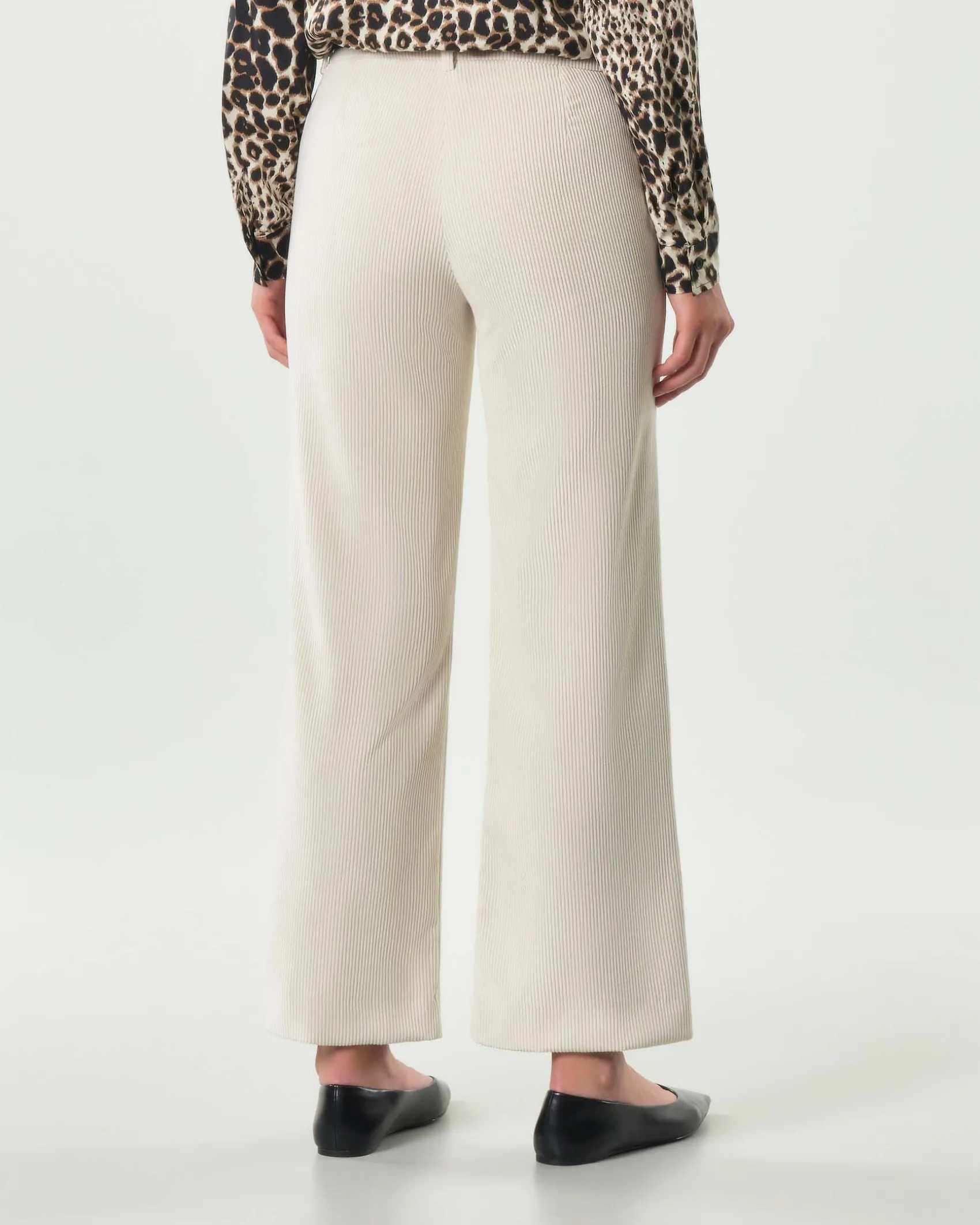 Pantaloni palazzo color panna Emme Marella in velluto a righe