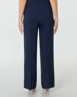 Pantaloni straight blu in tessuto stretch fluido con pinces in vita
