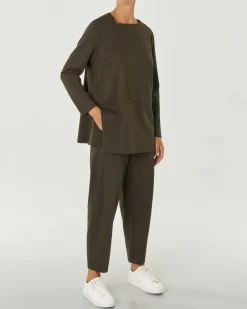 Pantaloni verde militare in tricotina di misto viscosa dalla linea a pagliaccio