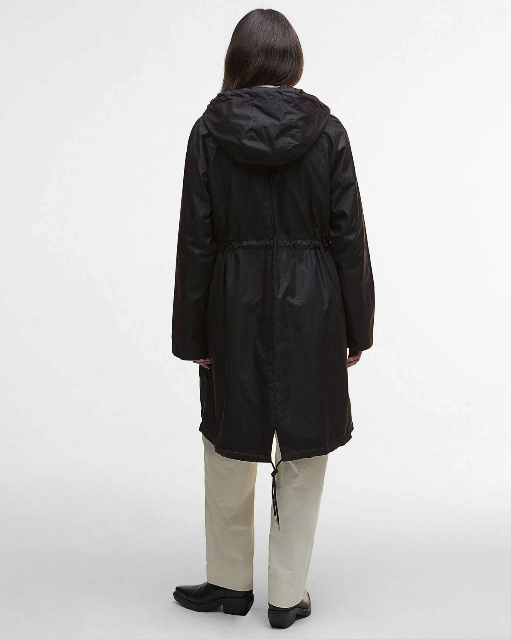 Parka Barbour Marcy color testa moro in cotone cerato con fodera tartan e cappuccio fisso