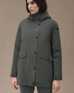 Parka Egg Floating Wom Jkt verde in tessuto tecnico opaco imbottito in piuma