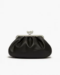 Pasticcino bag misura media Weekend Max Mara in pelle nera con doppia tracolla removibile