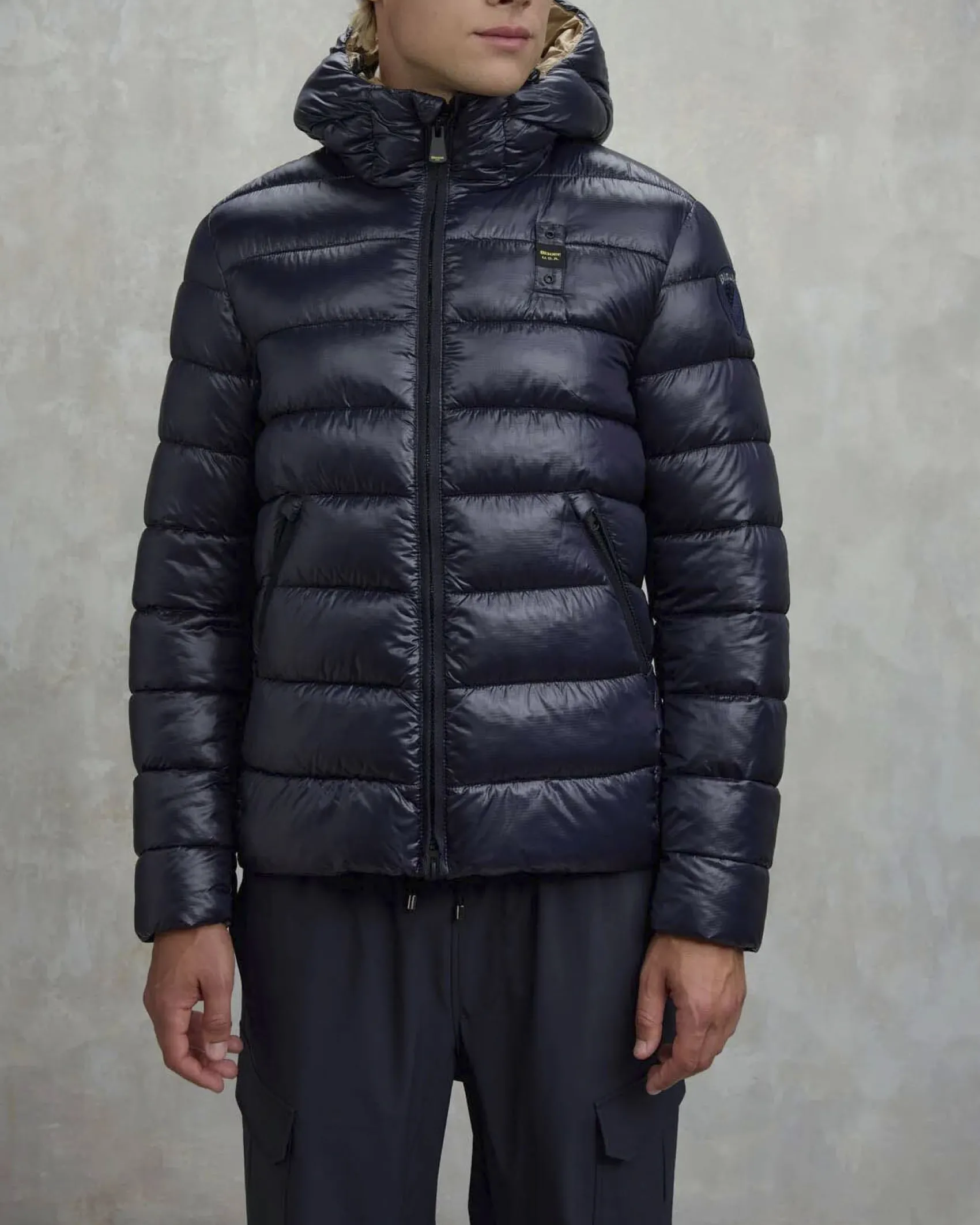 Piumino Adams Blauer blu con cappuccio e imbottito in ovatta Sorona® Aura