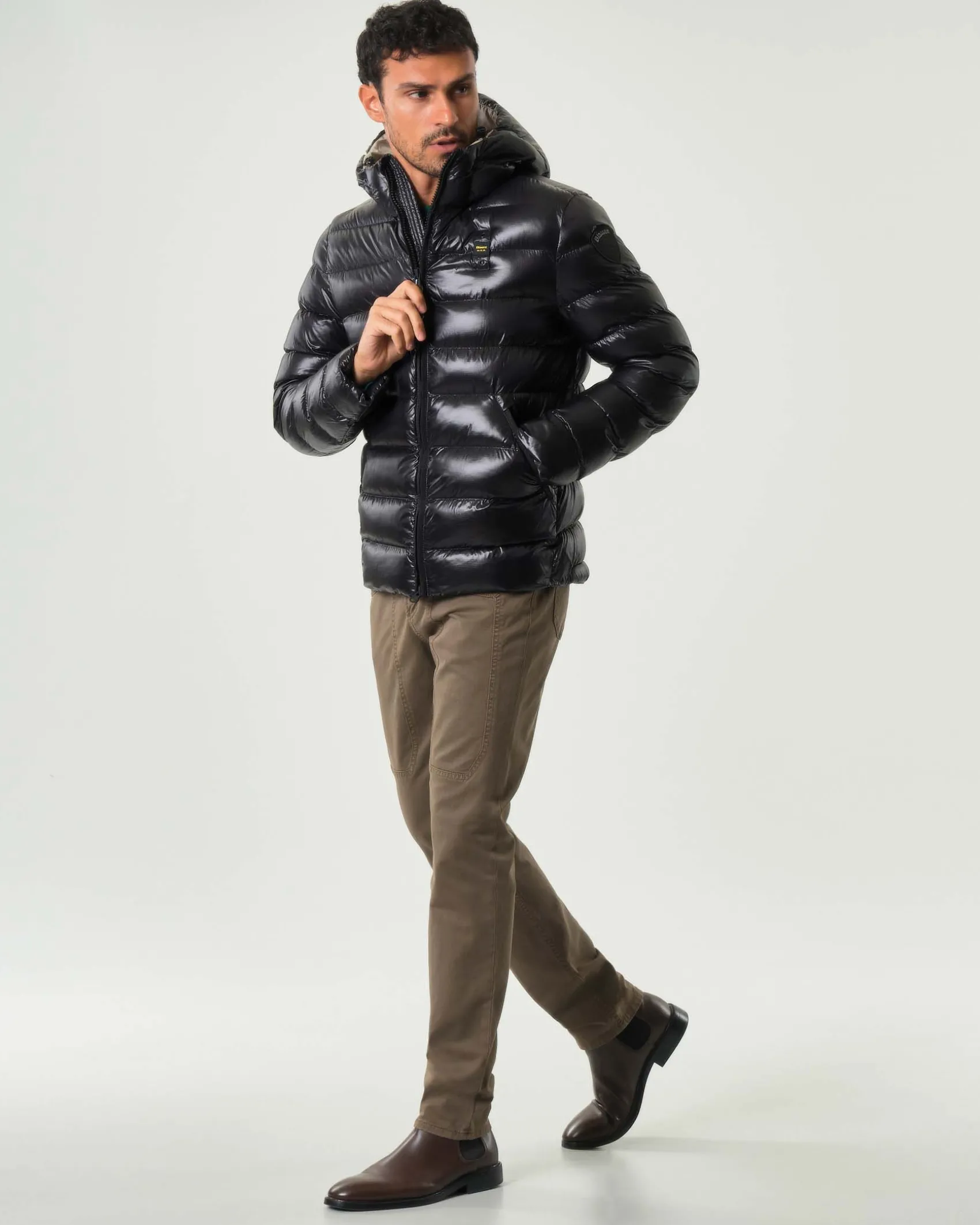Piumino Adams Blauer nero con cappuccio e imbottito in ovatta Sorona® Aura