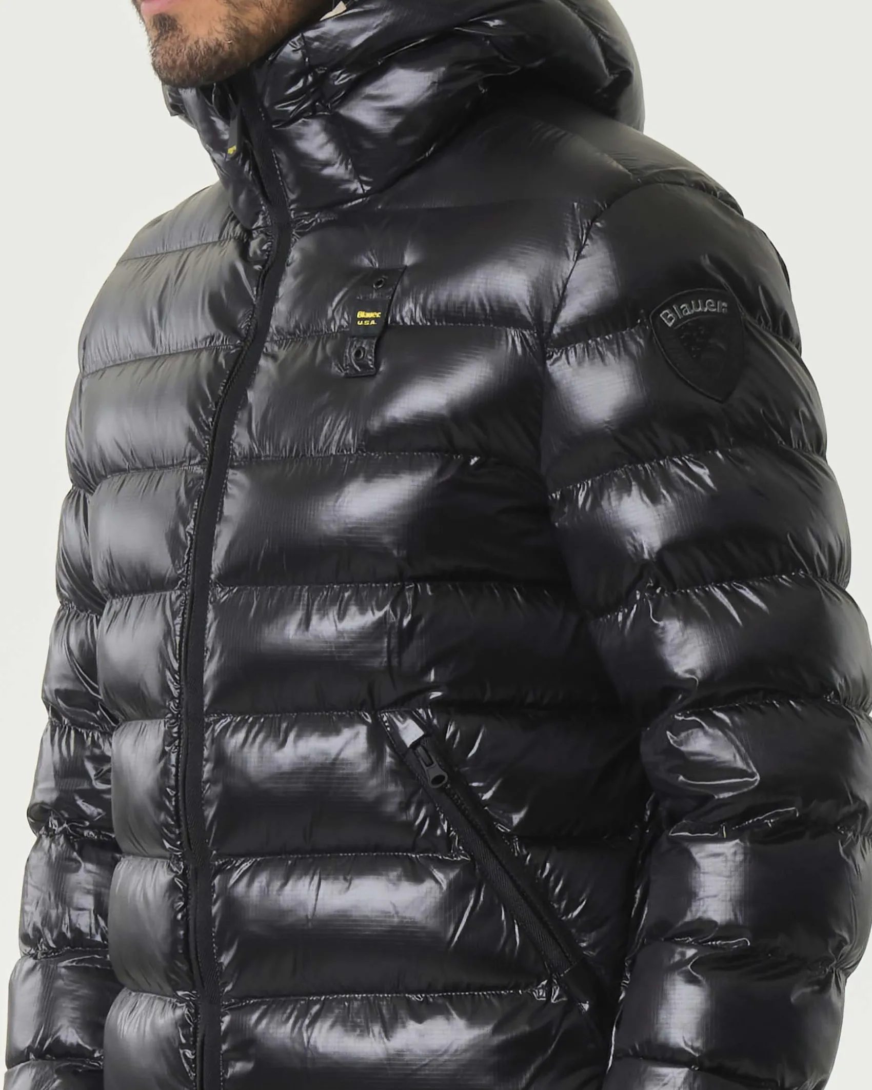Piumino Adams Blauer nero con cappuccio e imbottito in ovatta Sorona® Aura