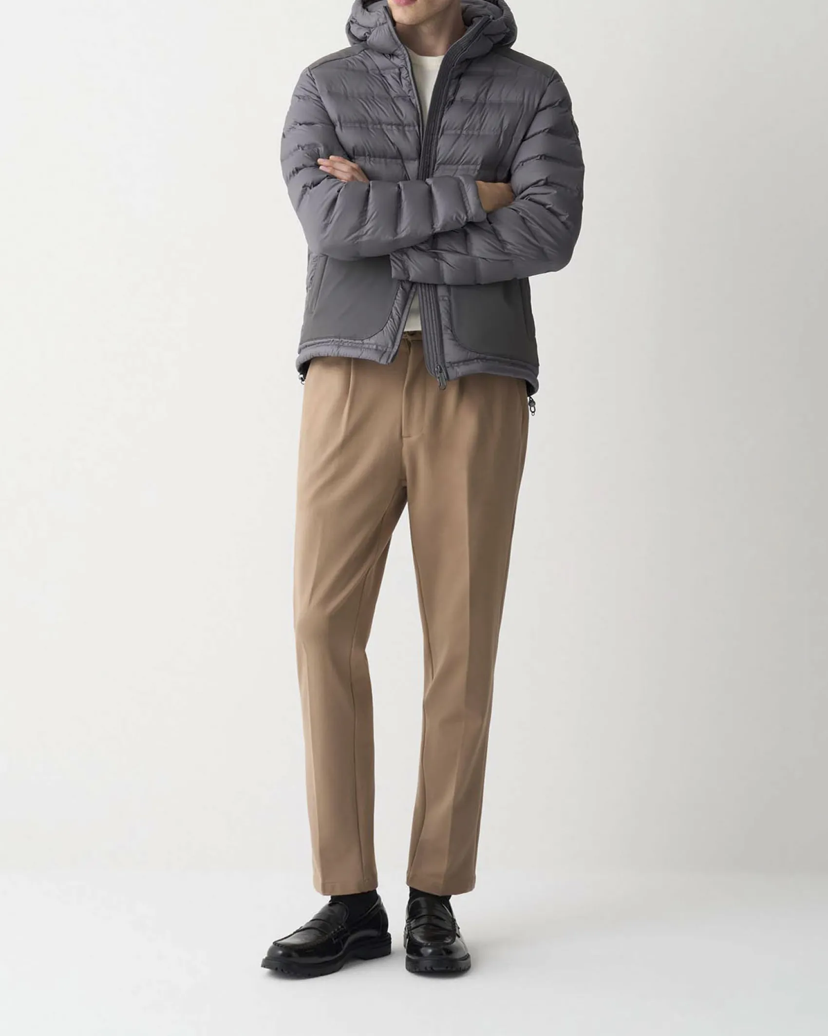 Piumino Colmar Originals grigio bi-tessuto con cappuccio e inserti su spalle e tasche in tessuto stretch