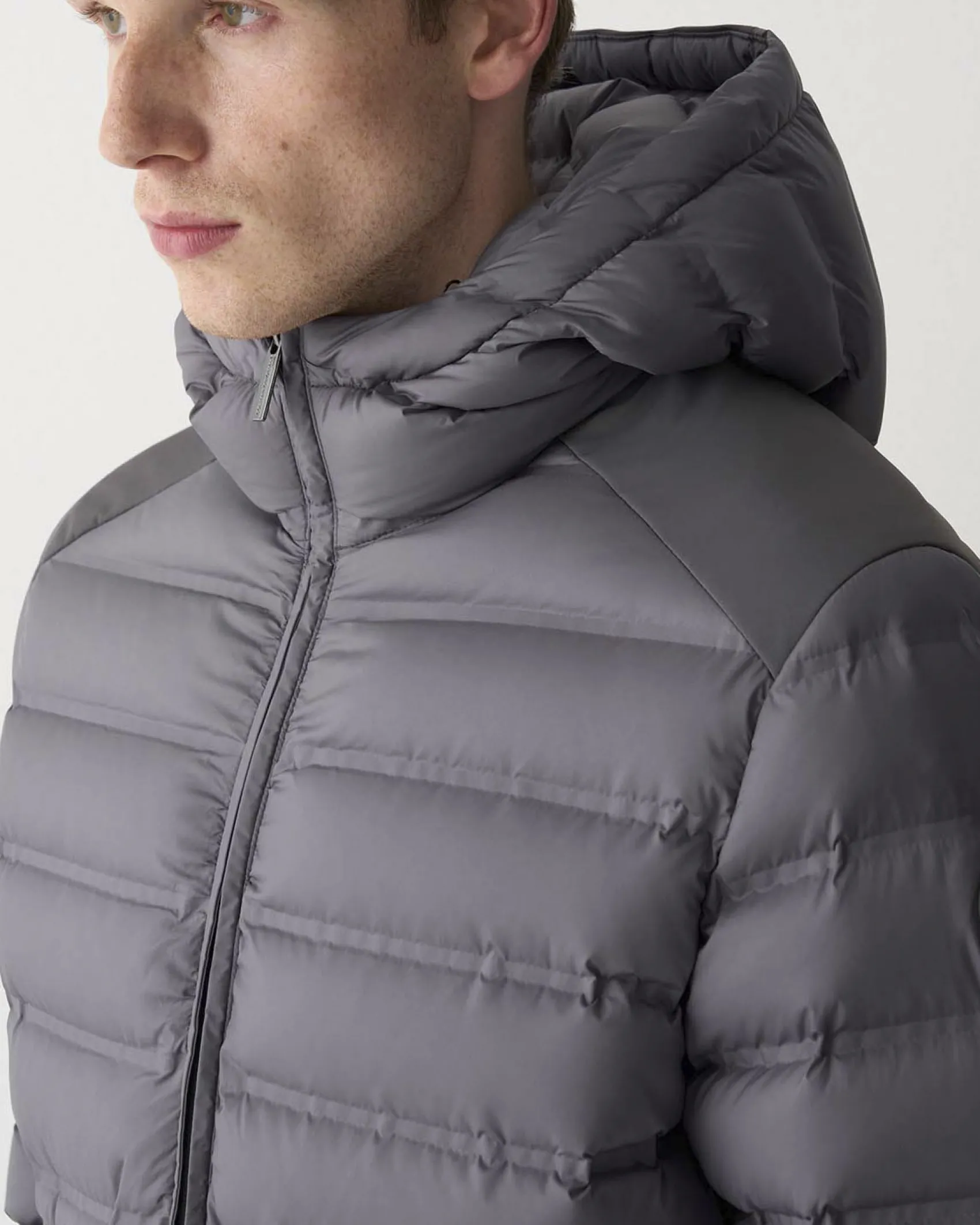 Piumino Colmar Originals grigio bi-tessuto con cappuccio e inserti su spalle e tasche in tessuto stretch