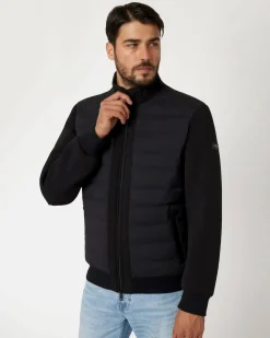Piumino Guess nero senza cappuccio in tessuto tecnico elasticizzato