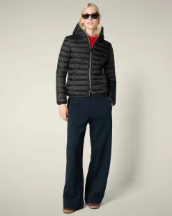 Piumino leggero nero Save the duck modello Alexis in tessuto effetto raso con cappuccio fisso