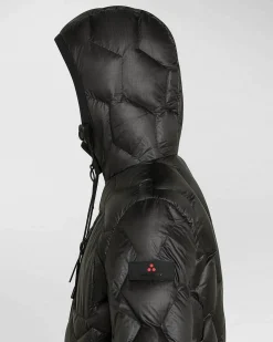 Piumino Peuterey nero in nylon ripstop con cappuccio e trapuntatura geometrica imbottita in piuma