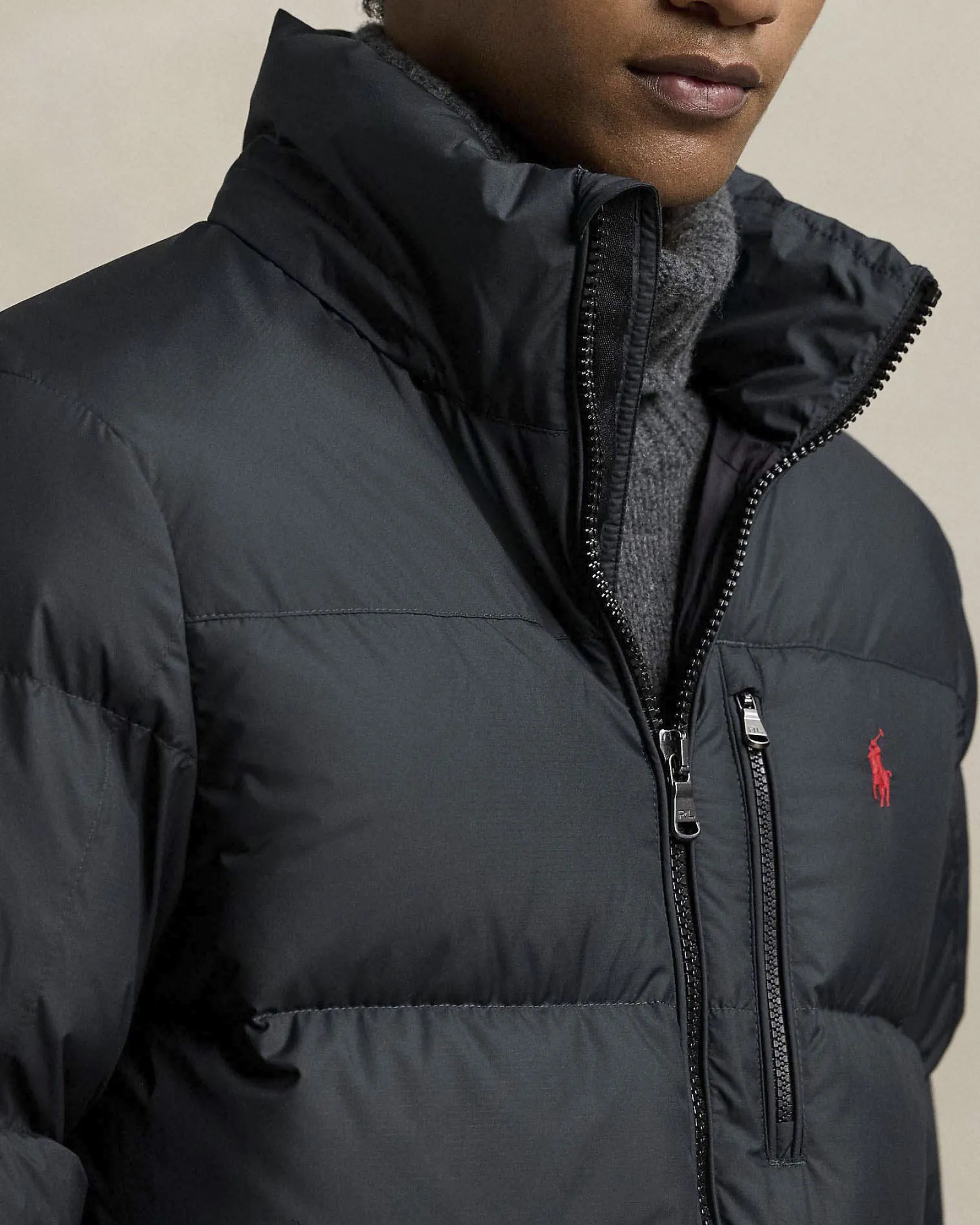 Piumino Polo Ralph Lauren nero in nylon opaco con cappuccio staccabile