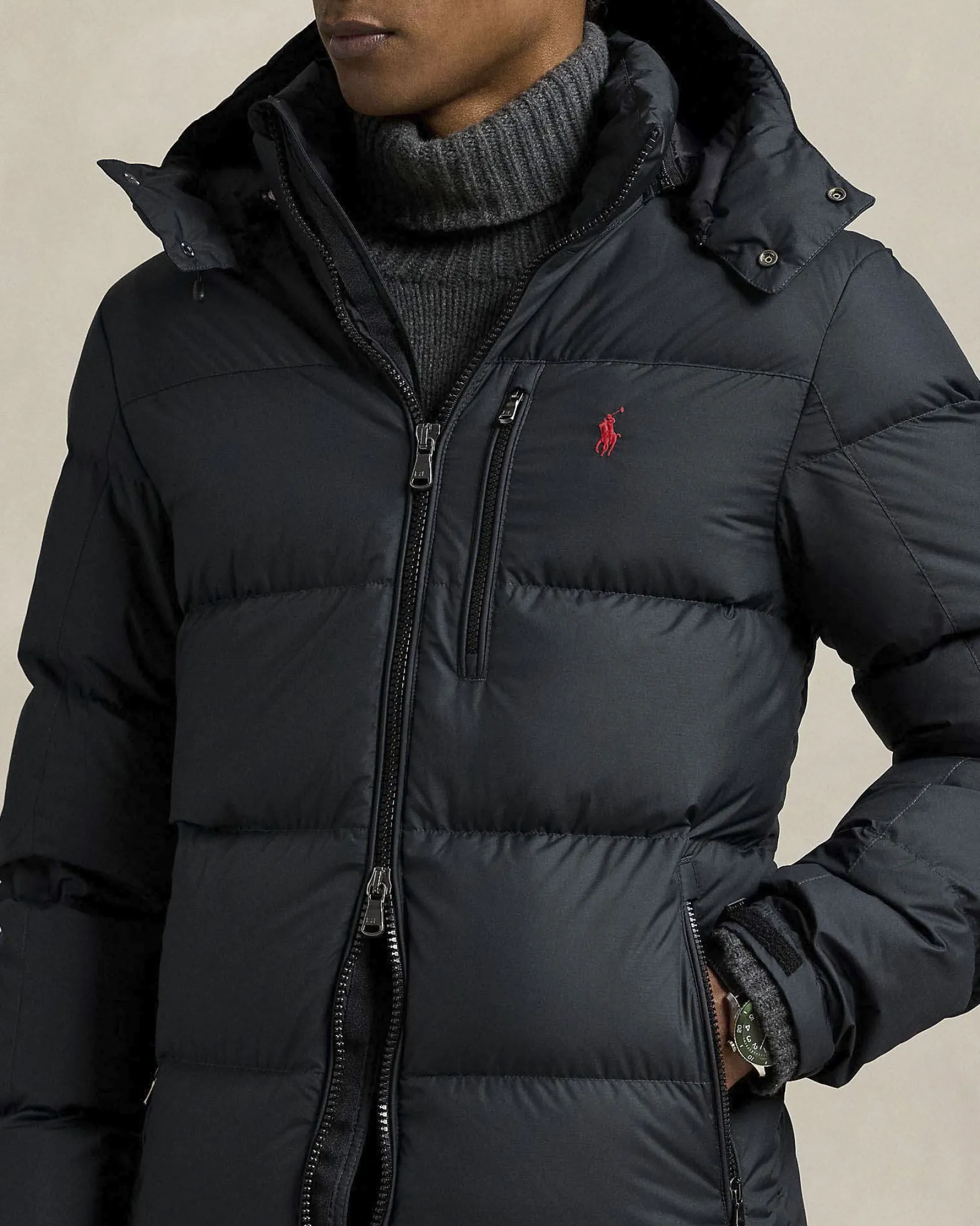 Piumino Polo Ralph Lauren nero in nylon opaco con cappuccio staccabile