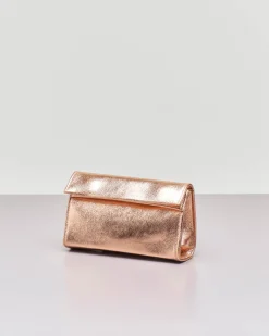 Pochette a base rigida in tessuto effetto glitter color rame con piccola patta