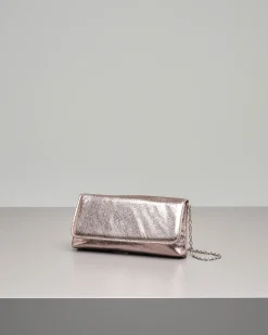Pochette a busta in ecopelle color rosa effetto laminato
