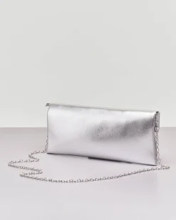 Pochette argento a busta in ecopelle effetto laminato