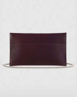Pochette in pelle bordeaux Patrizia Pepe con tracolla a catena removibile e logo Fly dorata