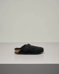 Sabot Boston nero in pelle scamosciata con interno in shearling tono su tono