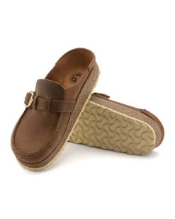 Sabot color cognac in nabuk stile mocassino con fibbia in metallo laterale