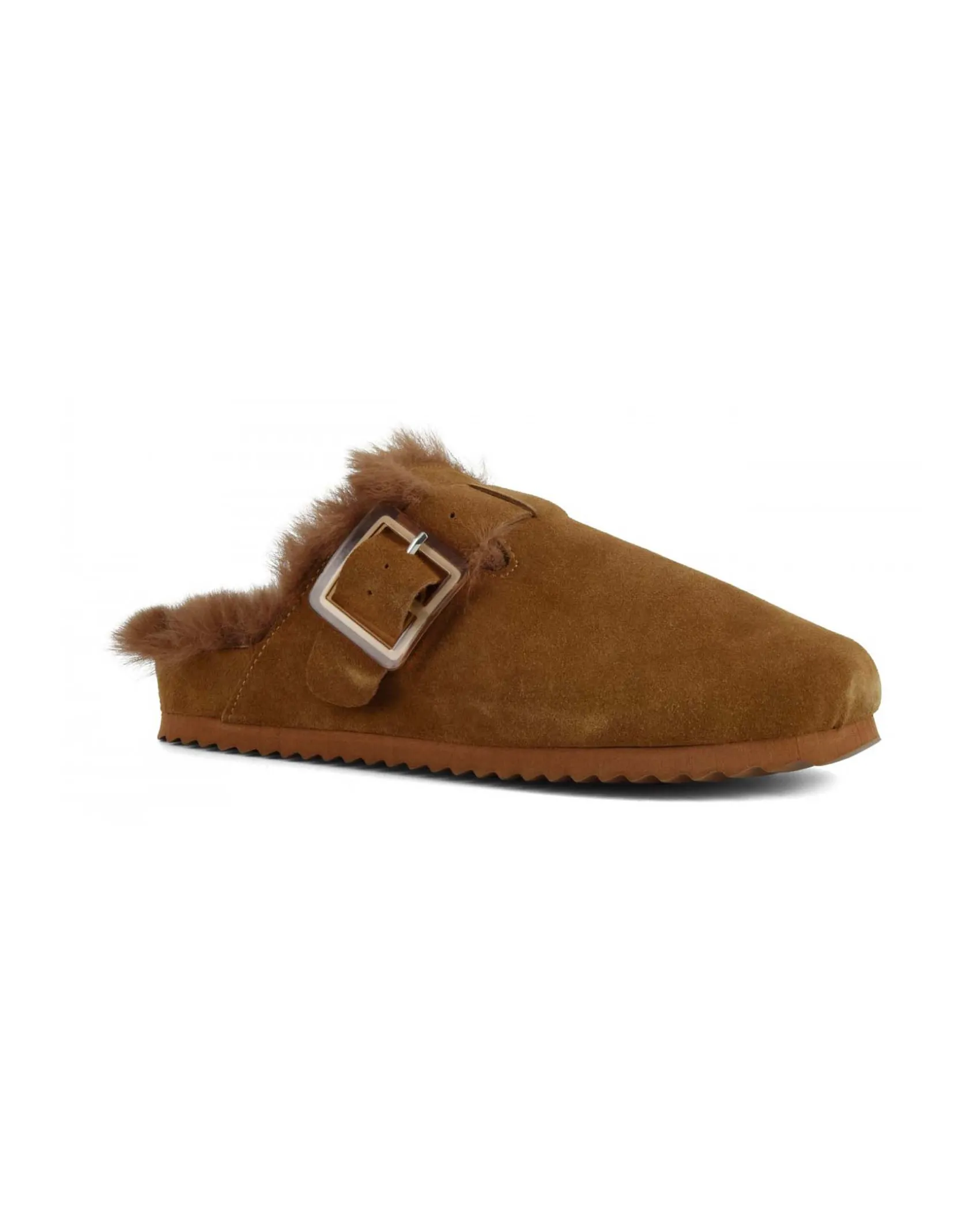 Sabot color cognac in pelle scamosciata con fodera effetto pelliccia e fibbia di chiusura laterale