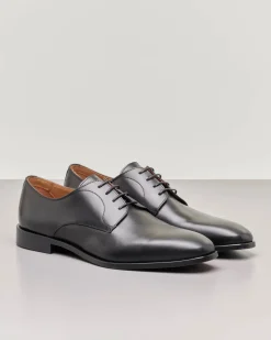Scarpa derby nera in pelle
