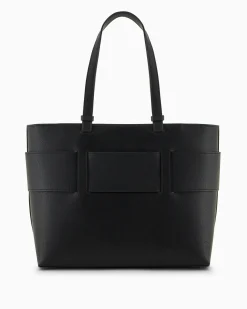 Shopping bag nera in similpelle liscia con maxi fibbia logo in metallo in tono