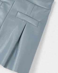 Short Mayoral azzurro carta da zucchero in ecopelle con pinces